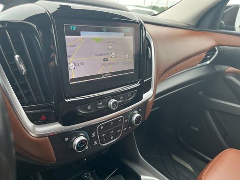 Used 2019 Chevrolet Traverse High Country AWD/4WD image 17