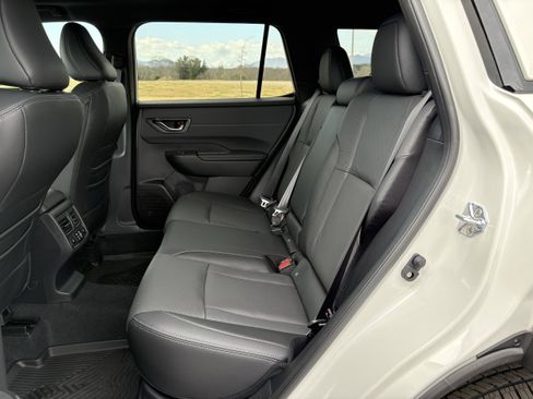 New 2026 Subaru Outback Touring XT image 33