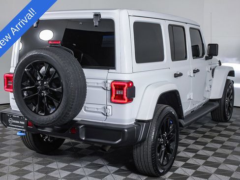 Used 2023 Jeep Wrangler Unlimited Sahara w/ Cold Weather Group image 7