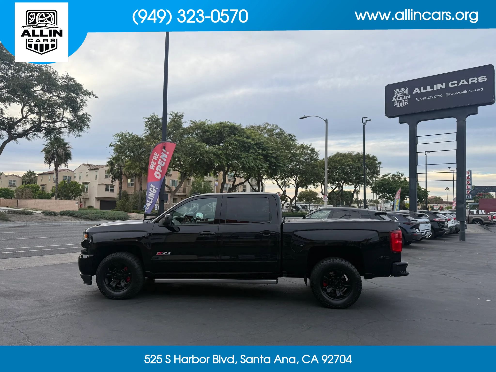 Used 2018 Chevrolet Silverado 1500 LTZ Z71 w/ LTZ Plus Package AWD/4WD image 4