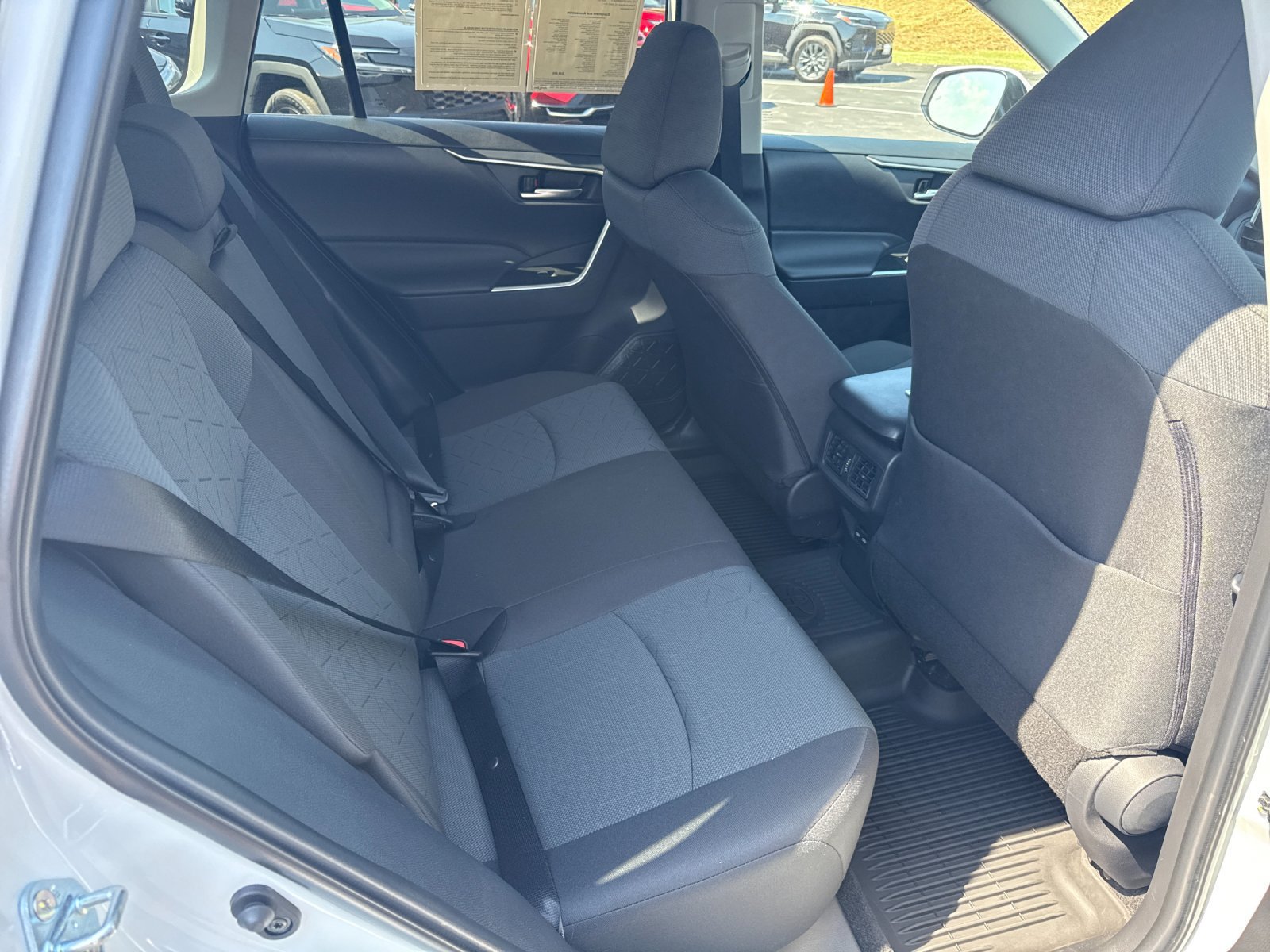 Used 2025 Toyota RAV4 XLE w/ Weather Package AWD/4WD image 25