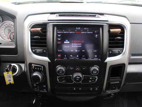 Used 2018 RAM 1500 Big Horn image 29