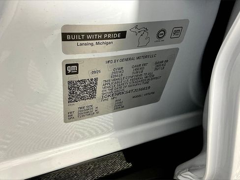 New 2026 GMC Acadia Denali w/ Super Cruise Package image 14