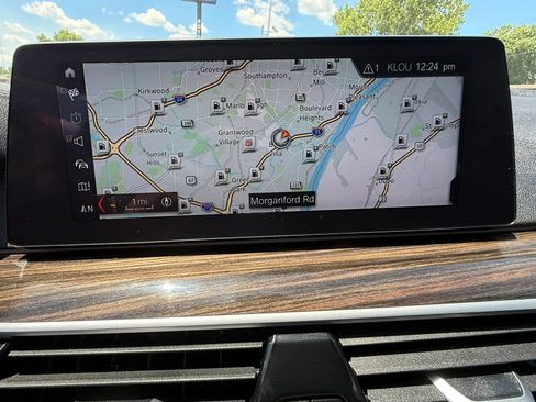 Used 2017 BMW 540i xDrive AWD/4WD image 20