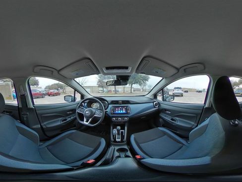 Used 2025 Nissan Versa SV image 42