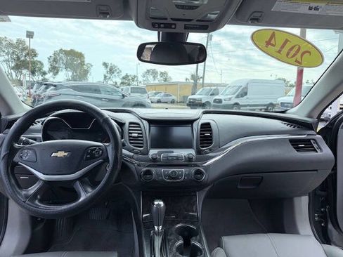 Used 2014 Chevrolet Impala LT w/ Convenience Package image 15