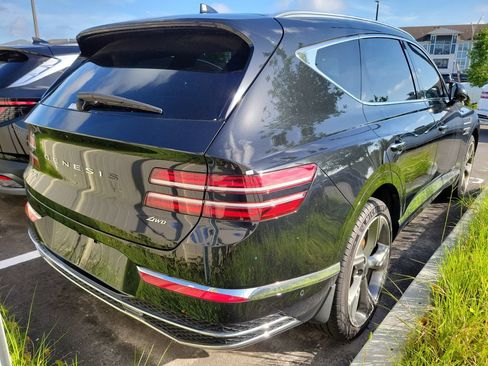 Used 2025 Genesis GV80 2.5T Prestige AWD/4WD image 2