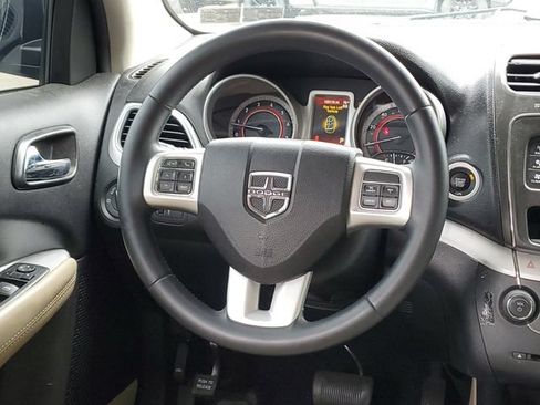 Used 2017 Dodge Journey SE w/ Comfort/Convenience Group AWD/4WD image 21