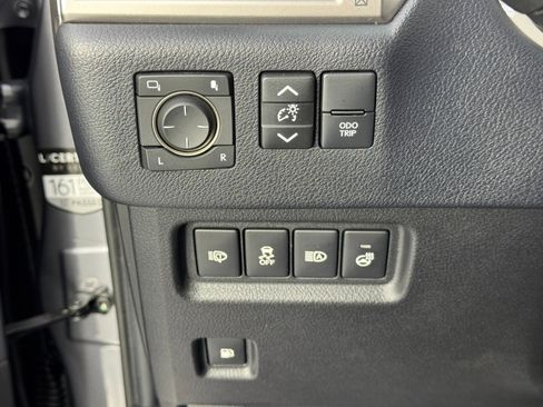 Used 2022 Lexus GX 460 Premium image 19