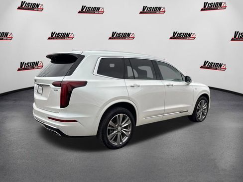 Used 2021 Cadillac XT6 Premium Luxury image 5