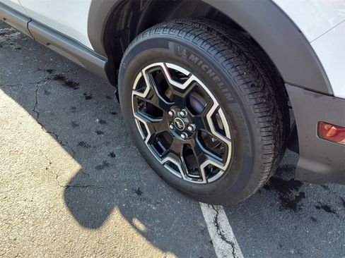 Used 2025 Ford Bronco Sport Outer Banks w/ Outer Banks Tech Package+ image 10