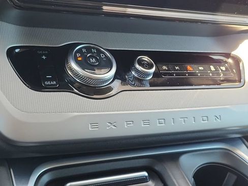 Certified 2025 Ford Expedition Max Active RWD image 31