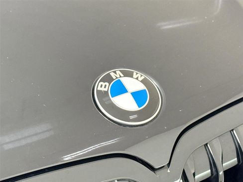 Used 2021 BMW ALPINA XB7 image 37