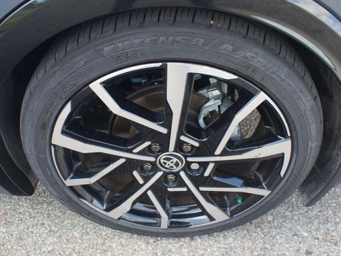 Used 2024 Toyota Prius Prime Premium w/ Advanced Technology Package FWD image 26