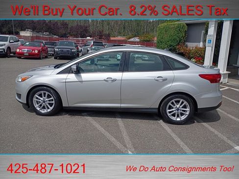 Used 2018 Ford Focus SE FWD image 5