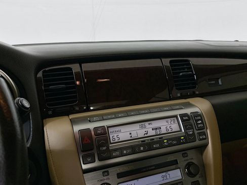 Used 2006 Lexus SC 430 Convertible image 24