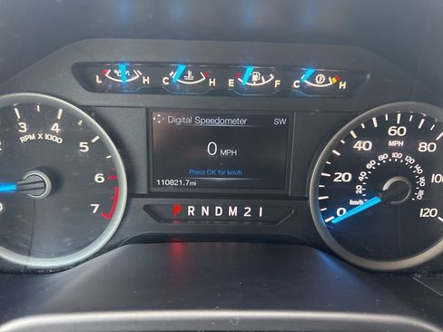 Used 2017 Ford F150 XLT w/ Equipment Group 302A Luxury image 40