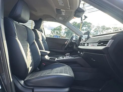 Used 2024 Mitsubishi Outlander Ralliart AWD/4WD image 30