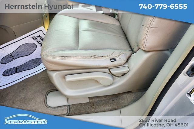 Used 2013 Nissan Quest SV w/ Value Cargo Pkg FWD image 13
