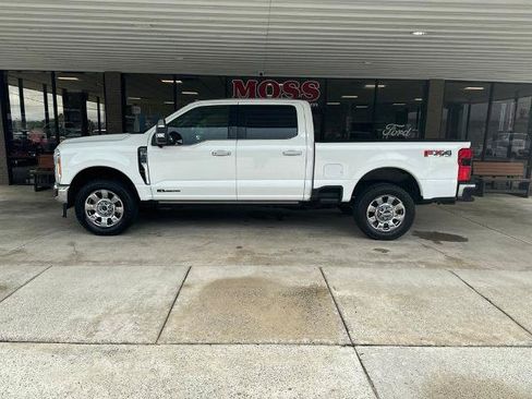 Certified 2023 Ford F250 Lariat w/ Lariat Ultimate Package AWD/4WD image 7