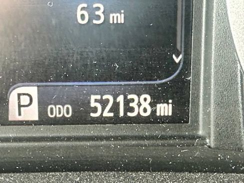 Used 2020 Toyota Sienna XLE FWD image 11