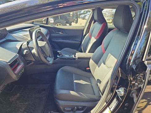 Used 2024 Toyota Prius Prime FWD image 12
