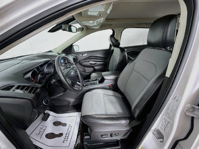 Used 2019 Ford Escape Titanium AWD/4WD image 21