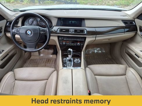 Used 2009 BMW 750Li RWD image 30