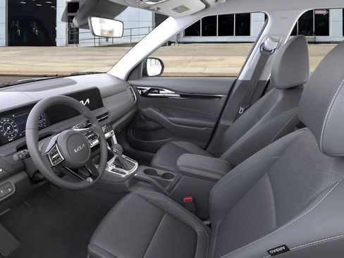 New 2026 Kia Seltos EX FWD image 19