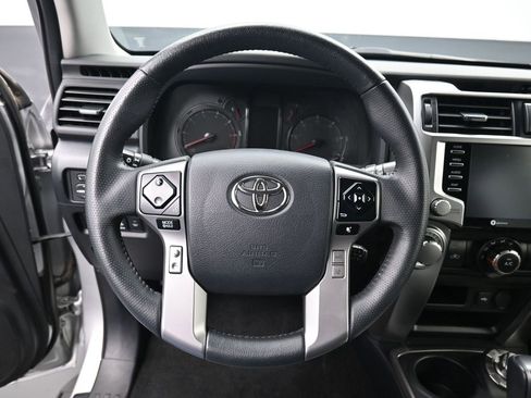Used 2024 Toyota 4Runner SR5 image 16