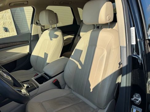 Used 2018 Audi Q5 2.0T Premium Plus w/ Premium Plus Package image 8