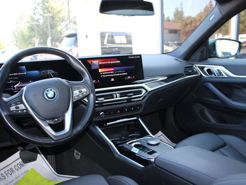 Used 2023 BMW i4 eDrive40 RWD image 18