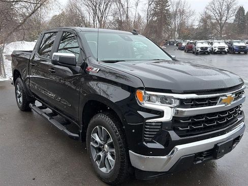 Used 2026 Chevrolet Silverado 1500 LT image 3