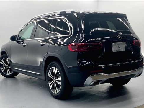 Used 2026 Mercedes-Benz GLB 250 image 5