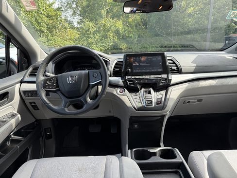 Used 2019 Honda Odyssey EX image 8