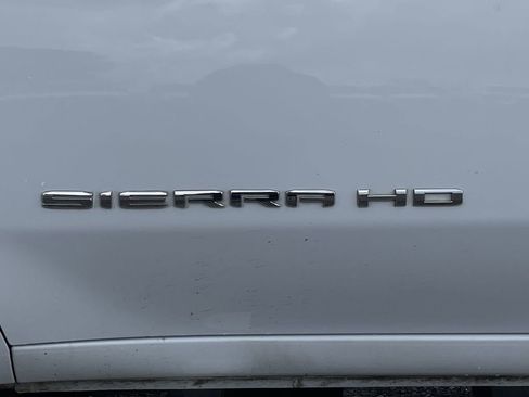 Used 2025 GMC Sierra 2500 SLT w/ SLT Convenience Package image 31