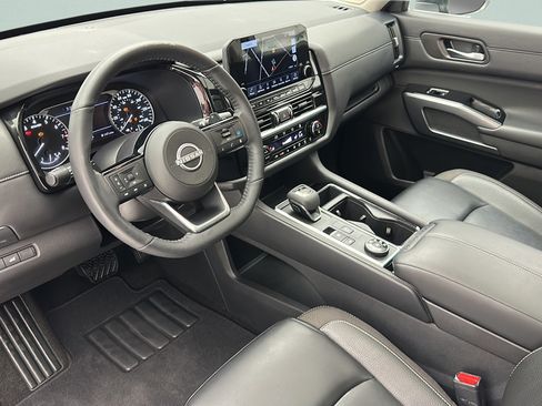 Used 2023 Nissan Pathfinder SL w/ SL Premium Package AWD/4WD image 12