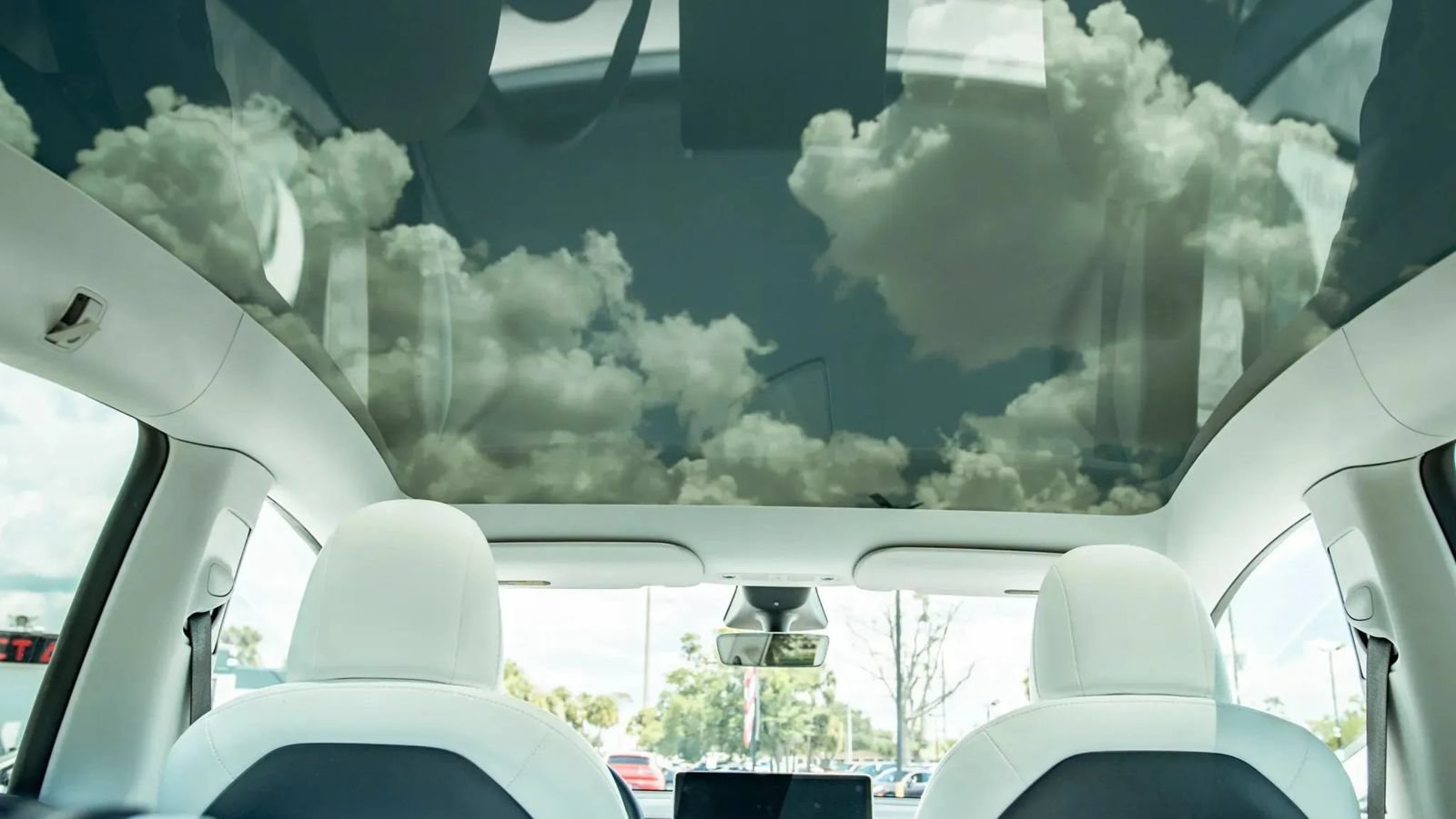 Used 2022 Tesla Model Y Performance AWD/4WD image 29