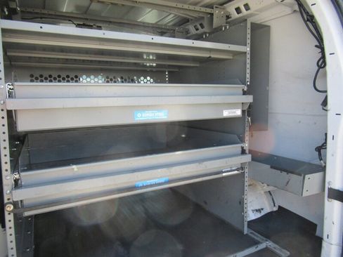 Used 2017 Chevrolet Express 2500 image 11