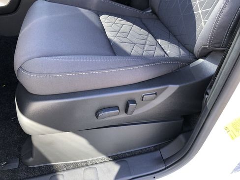 New 2026 Nissan Frontier SV w/ Tow Package image 22