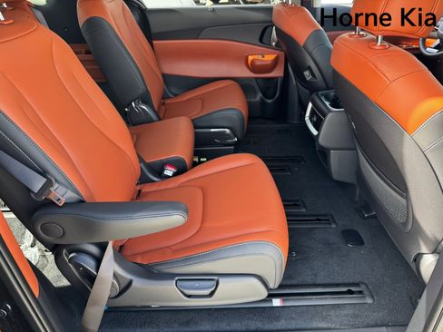 New 2026 Kia Carnival EX image 21