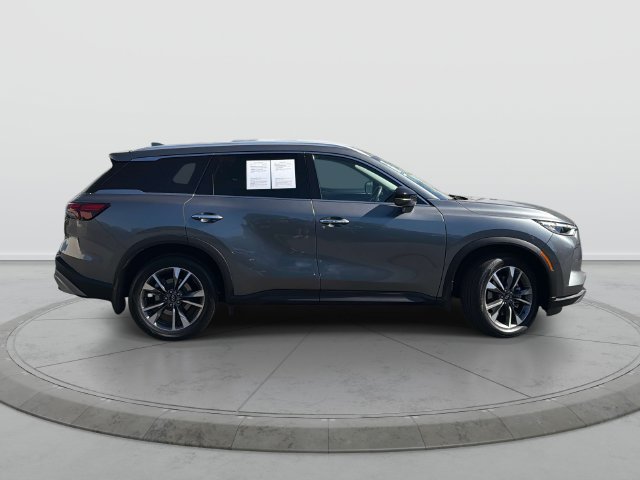 Certified 2022 INFINITI QX60 Luxe w/ Cargo Package FWD image 3