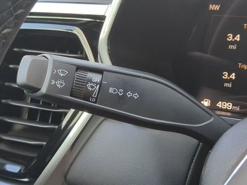 New 2025 GMC Canyon Elevation w/ Convenience Package image 35