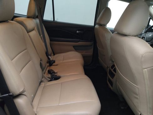 Used 2016 Honda Pilot EX image 19