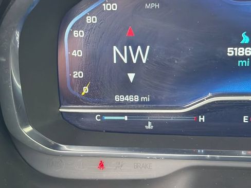 Certified 2024 Chevrolet Tahoe Premier AWD/4WD image 16