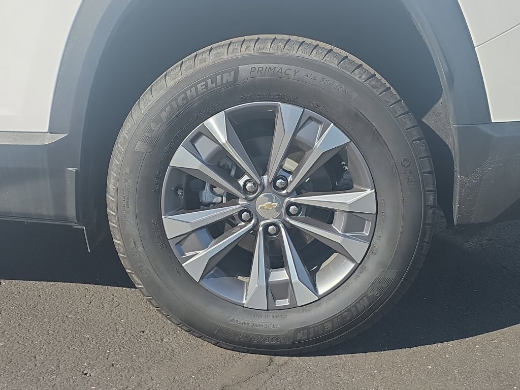 Used 2026 Chevrolet Equinox LT AWD/4WD image 12