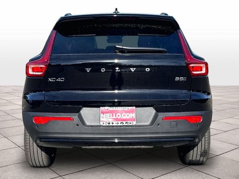 New 2026 Volvo XC40 B5 Ultra w/ Protection Package Premier AWD/4WD image 6