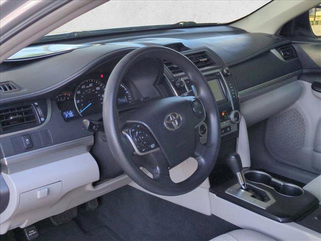 Used 2014 Toyota Camry LE FWD image 10