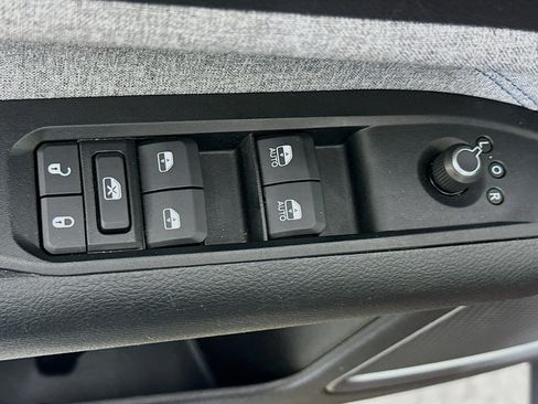 Used 2022 Jeep Compass Latitude image 15