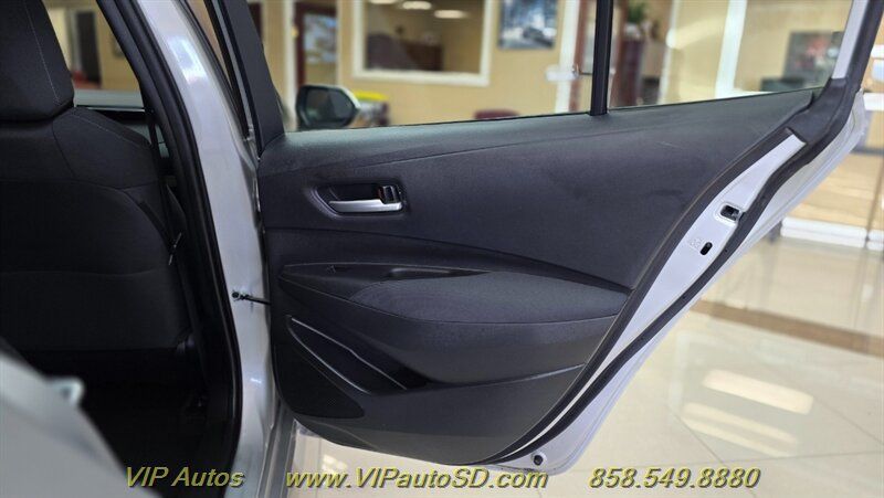 Used 2021 Toyota Corolla LE w/ Carpet Mat Package (TMS) FWD image 15